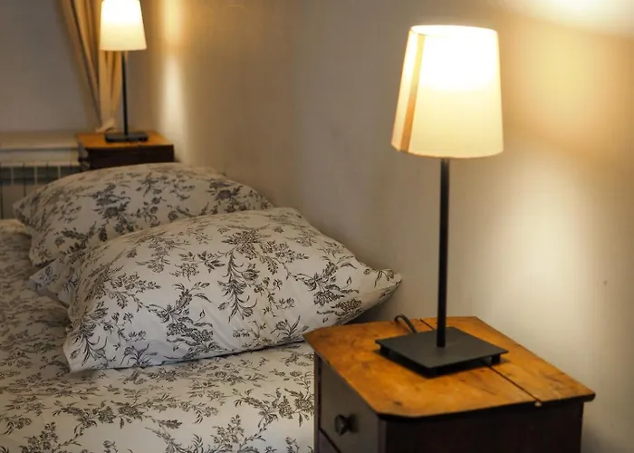 Le Saint-laurans Отель *