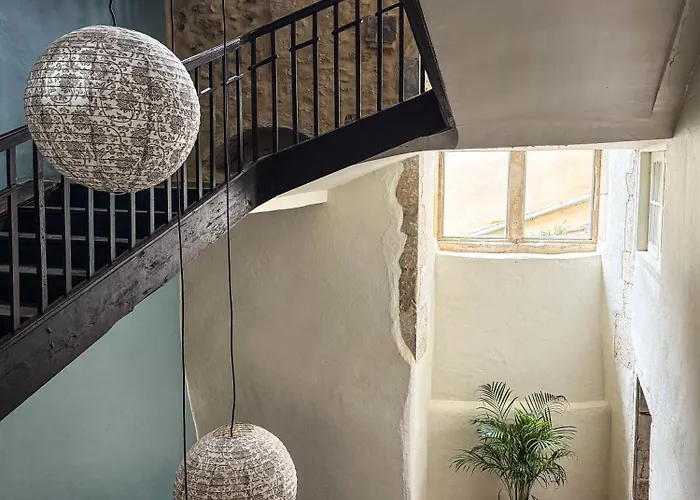 Le Saint-laurans Отель