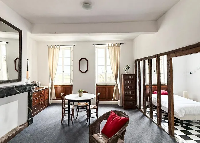 Отель Le Saint-laurans *